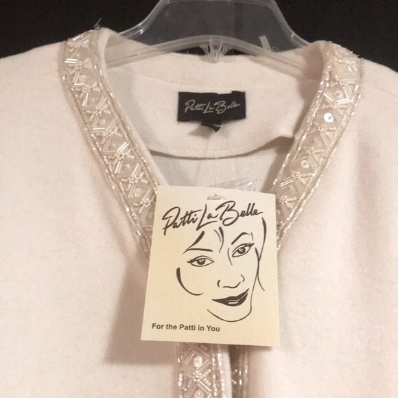 🎉HP🎊Patti Labelle Wool Cream Cape Jacket - Picture 3 of 8